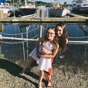 Meet your Posher, Clara